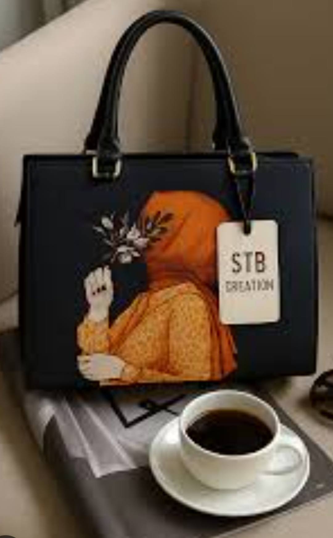 Elegant Red Handbag with Artistic Girl Print – Modern Minimalist Tote